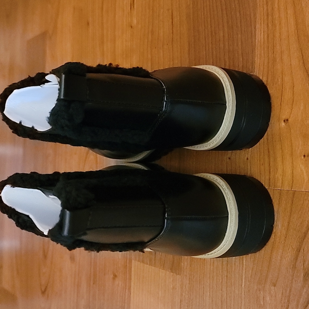 Marc Fisher Ink Lug Sole Chelsea Fur Detail Boots - Picture 6 of 9